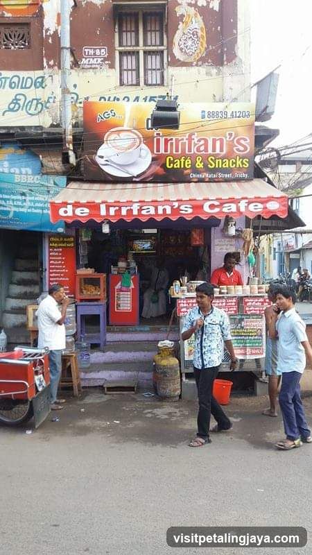 De Rayyan's Cafe