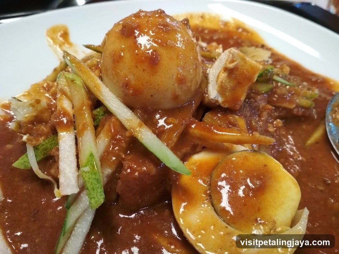 Curry Dish with Egg and Vegetables