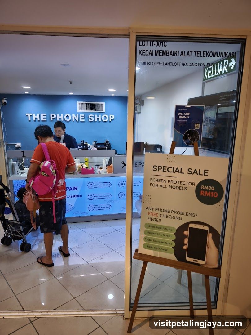 The Phone Shop @ The Curve