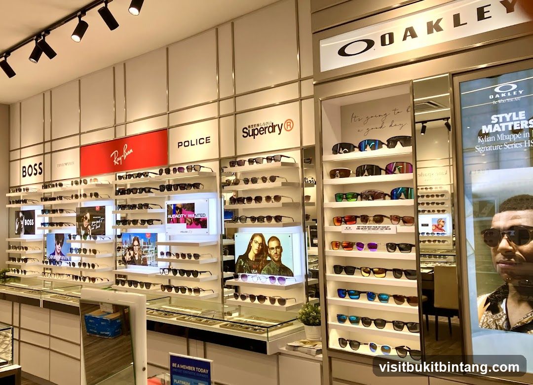 Eyewear Store Display