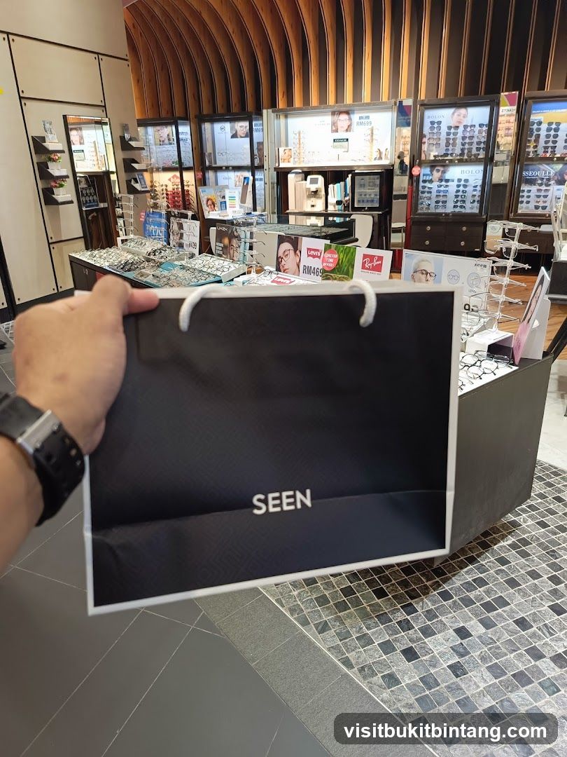 Shopping Bag with "SEEN" Logo