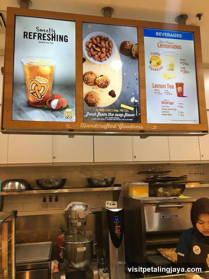 Food Shop Interior Display
