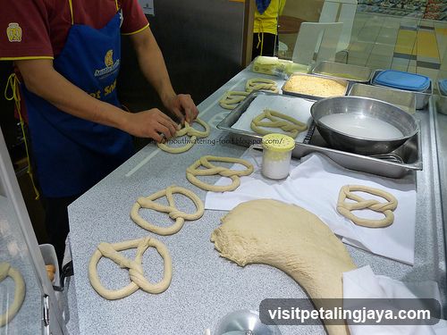 Pretzel Making Station