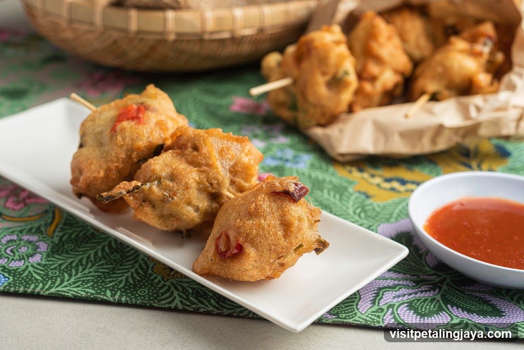 Fried Snacks with Dip