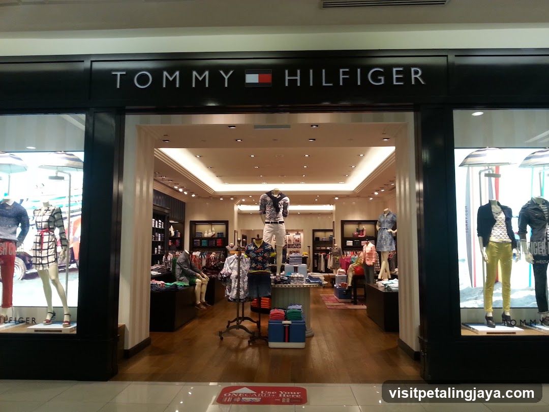 Tommy Hilfiger Storefront