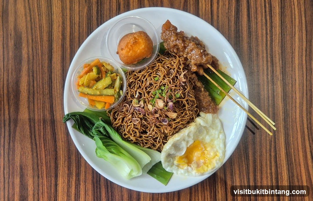 Noodle Dish with Satay and Fried Egg