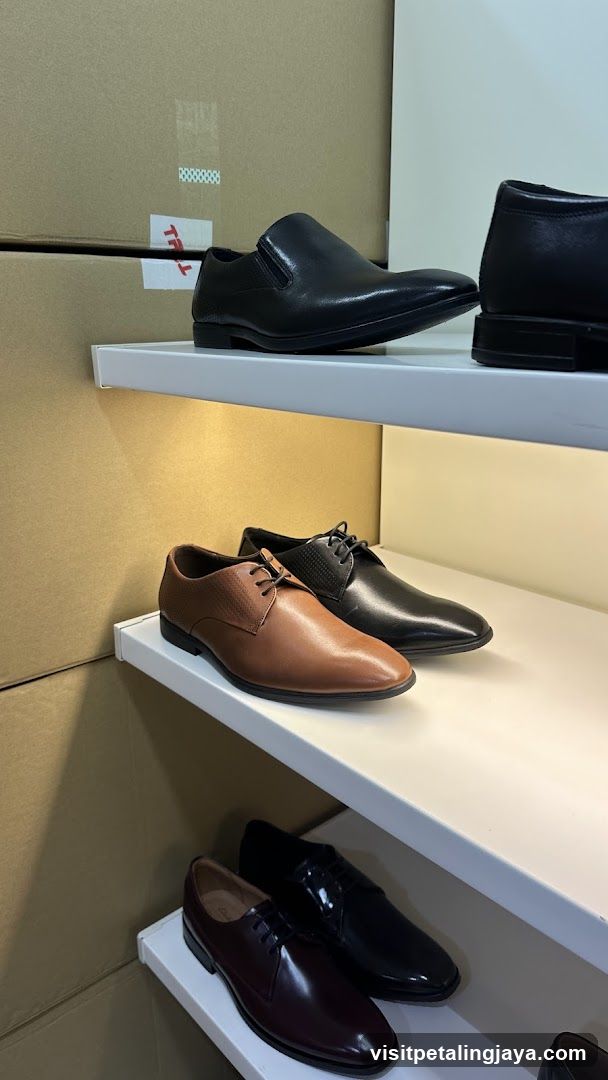 Shoe Display Shelf