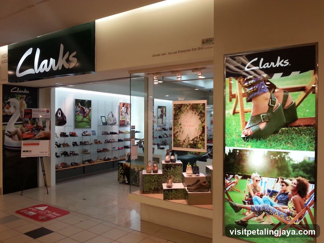 Clarks @ One Utama