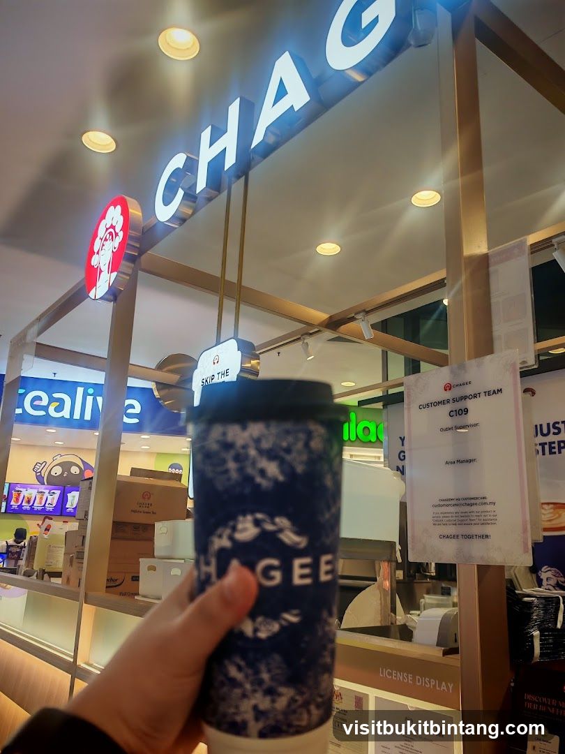 Chagee Drink Cup and Storefront