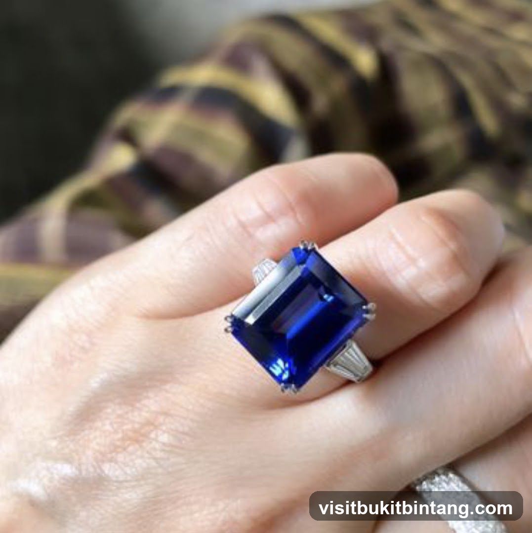 Emerald Cut Sapphire Ring