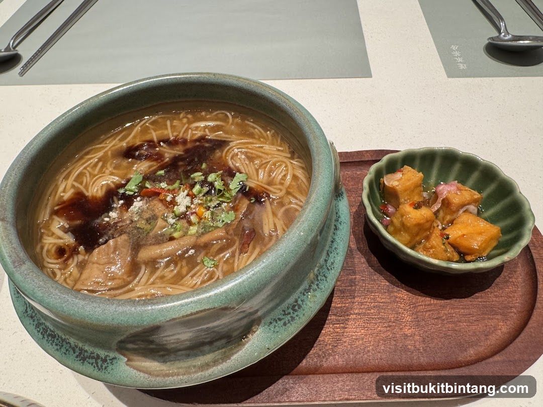 Noodle Soup with Side Dish