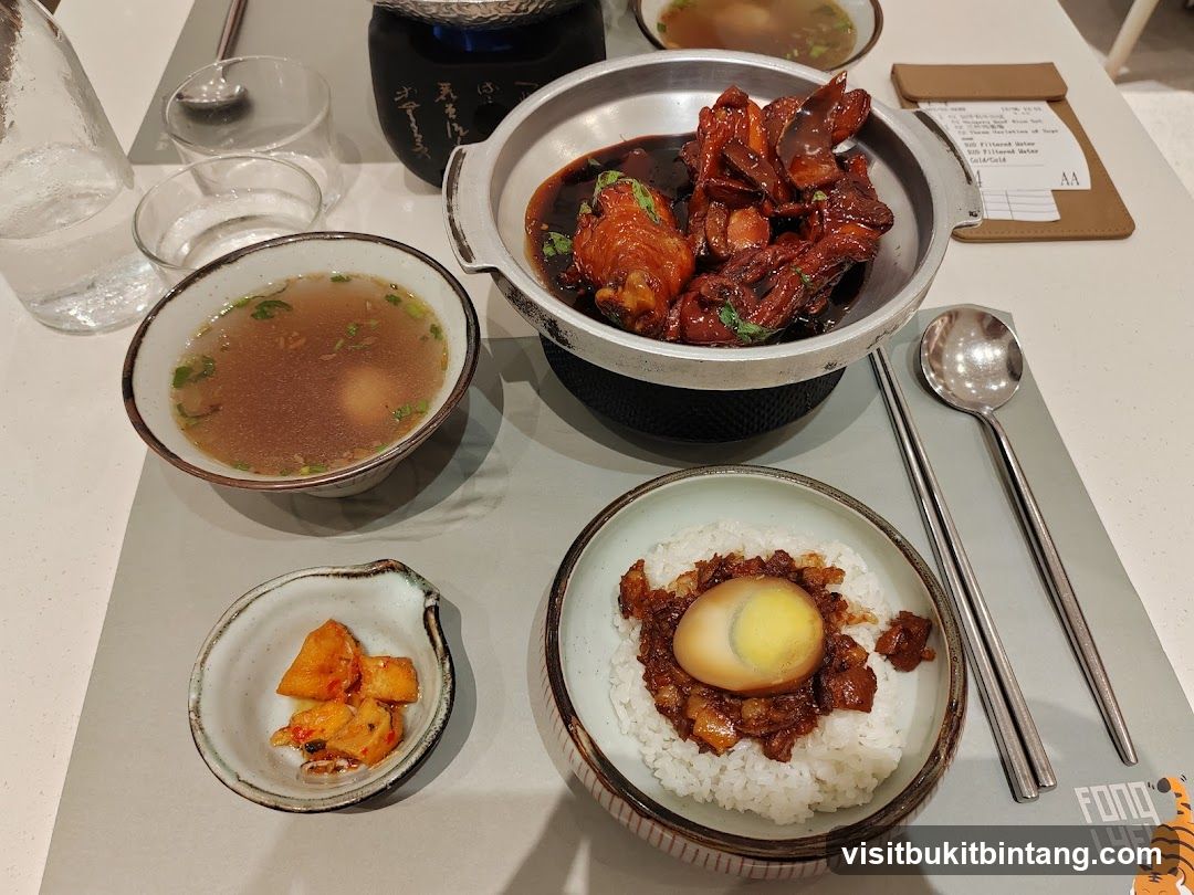 Braised Chicken and Rice Set