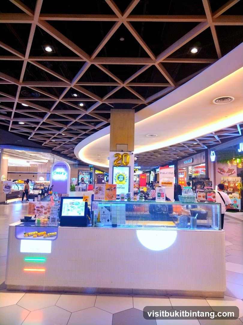 Dessert Kiosk in a Mall
