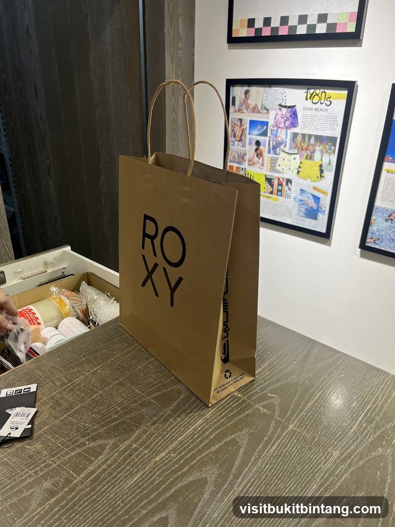 Shopping Bag with Roxy Logo