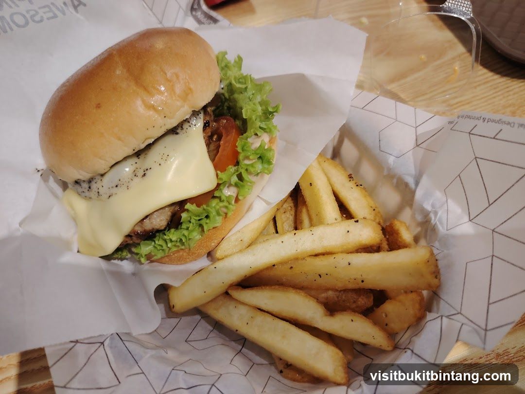 Flip Burger x Fold Taco - Gurney Paragon Mall