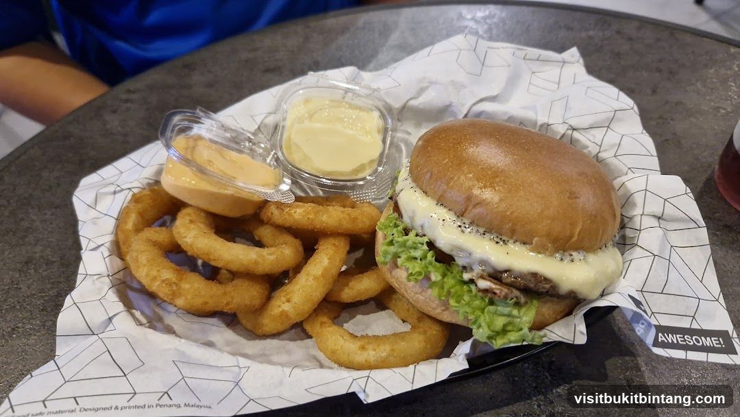 Flip Burger x Fold Taco - Gurney Paragon Mall