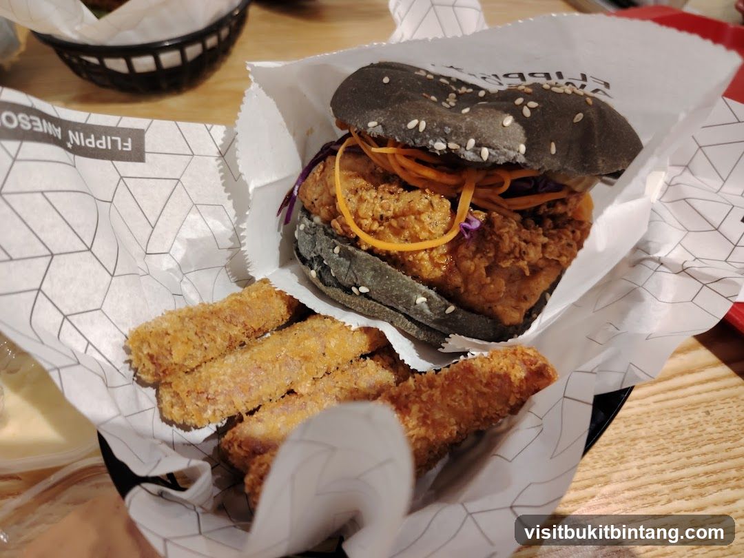 Flip Burger x Fold Taco - Gurney Paragon Mall