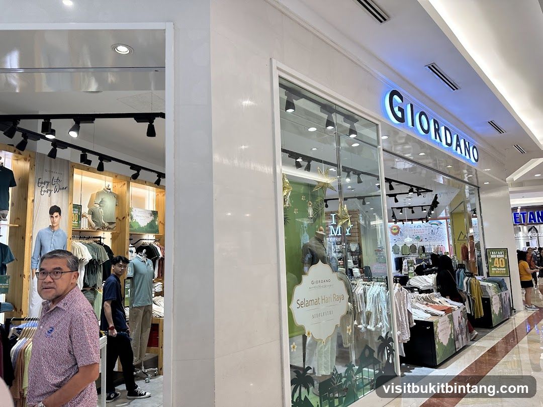 Giordano Storefront