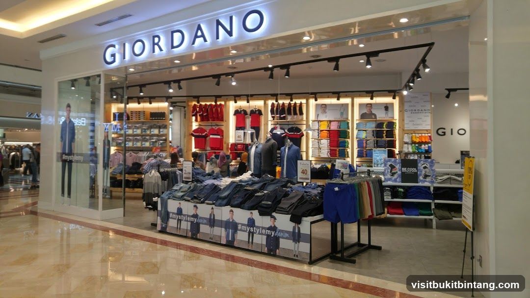 Giordano Storefront