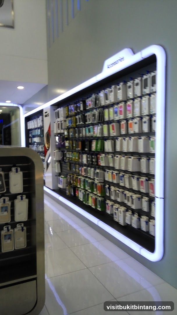 Phone Accessories Display