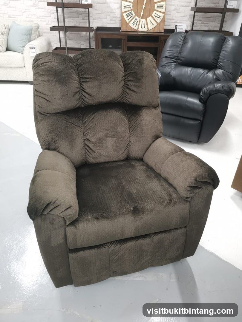 Recliner Chairs