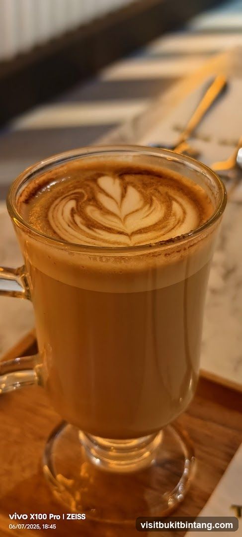 Latte with Latte Art