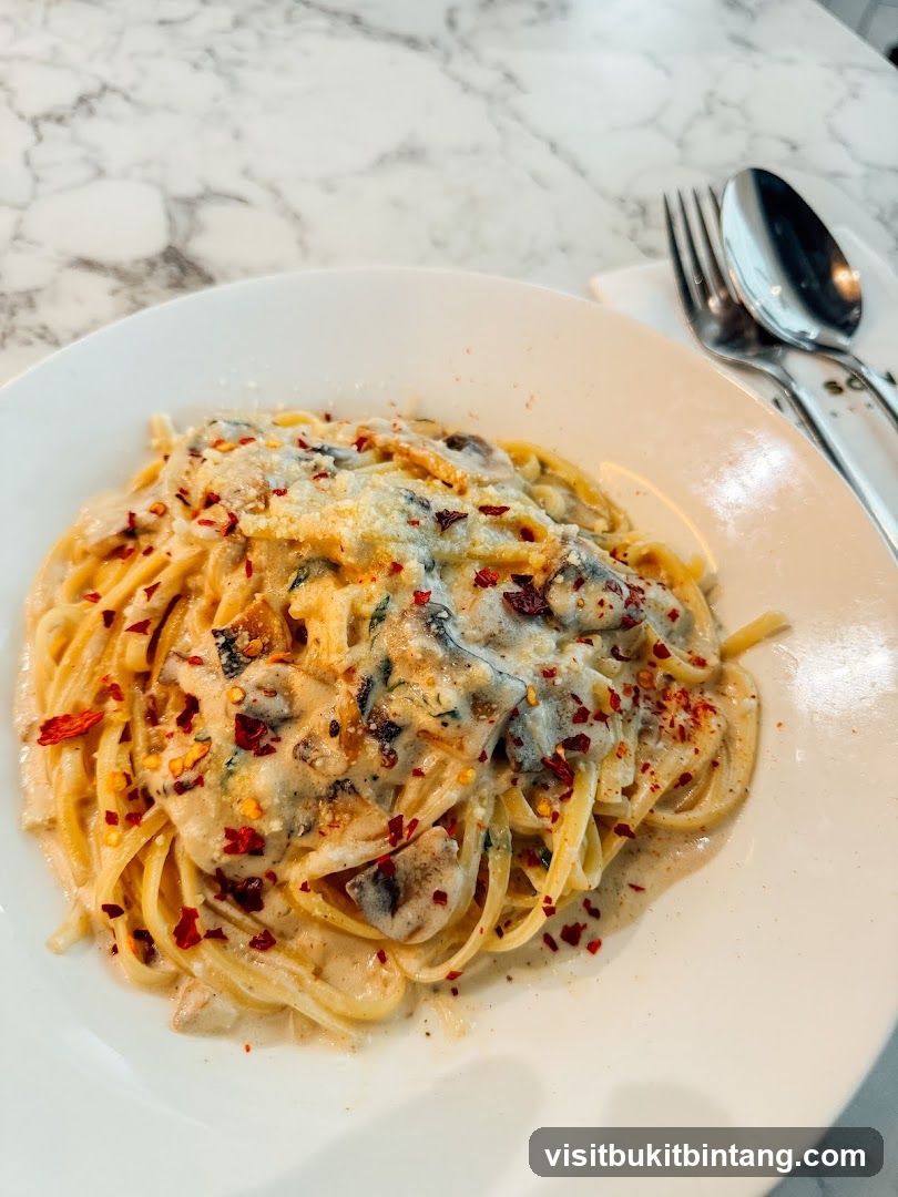 Creamy Mushroom Pasta