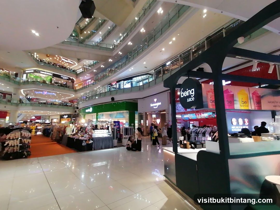 Juice Bar in a Mall