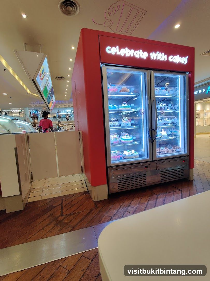 Cake Display Refrigerator