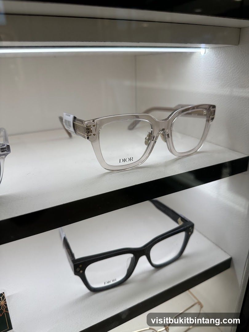 Dior Eyeglasses Display