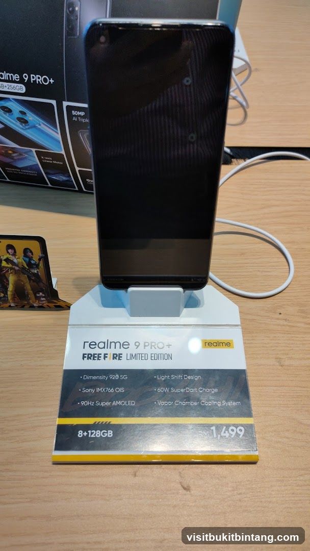 Realme 9 Pro+ Free Fire Limited Edition