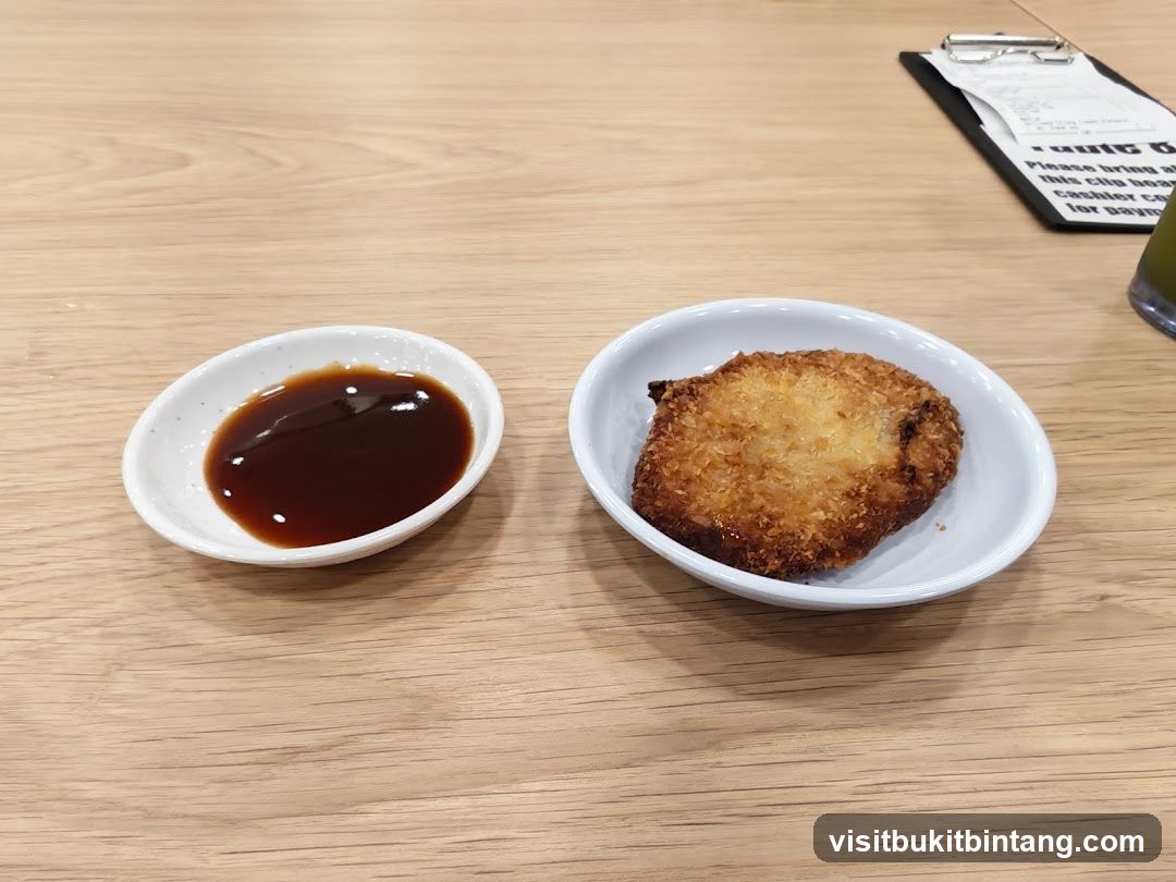Fried Food with Dipping Sauce