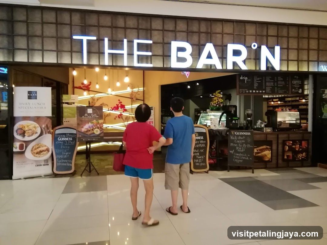 THE BAR N