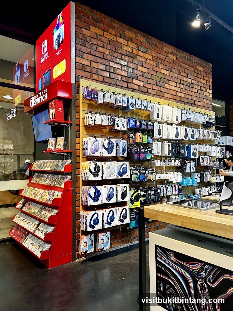 Electronics Store Display