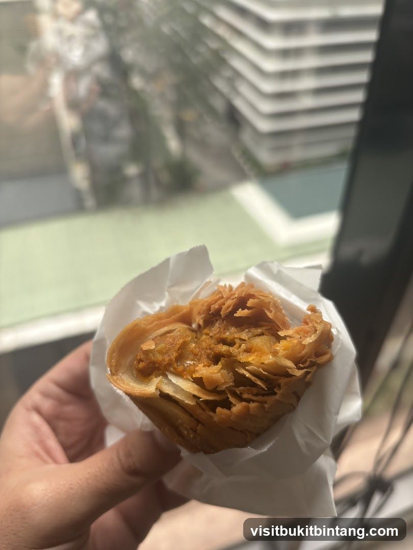Homi Chicken Curry Puff @ Mid Valley Megamall