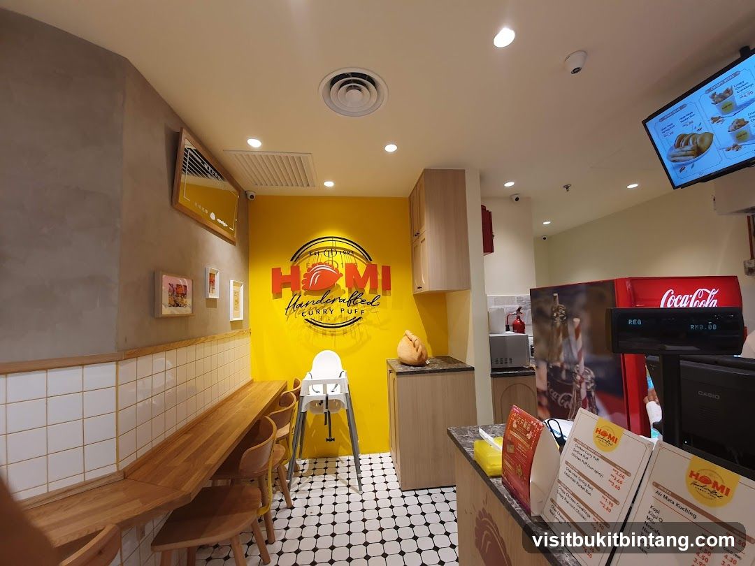 Homi Chicken Curry Puff @ Mid Valley Megamall
