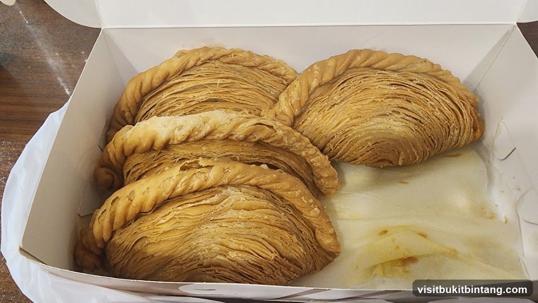 Curry Puffs in a Box