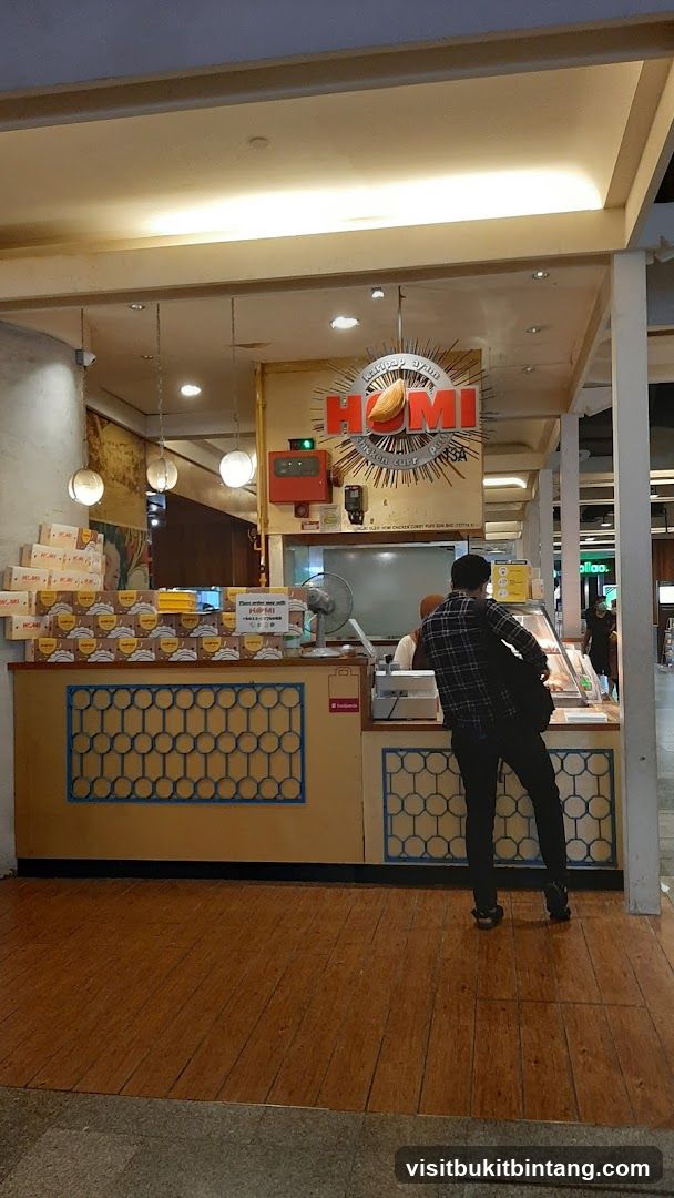 Homi Chicken Curry Puff @ Mid Valley Megamall