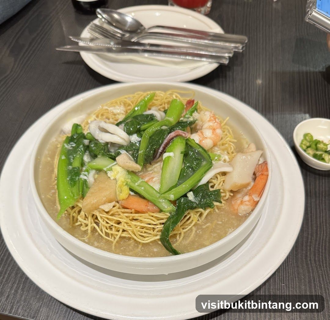Seafood noodle dish