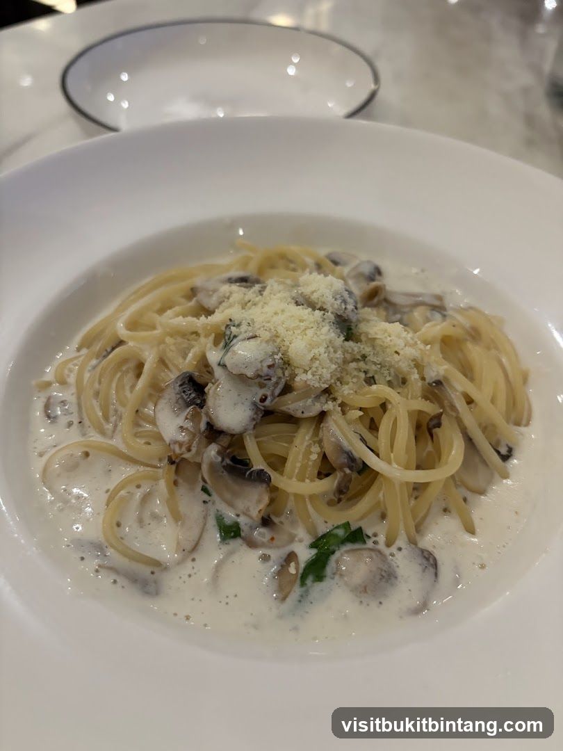Mushroom Cream Pasta