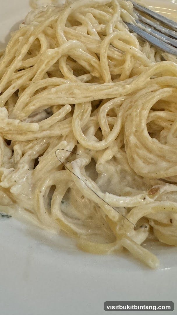 Spaghetti with Cream Sauce