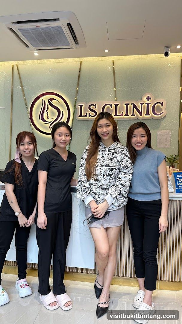 LS CLINIC Staff and Customer