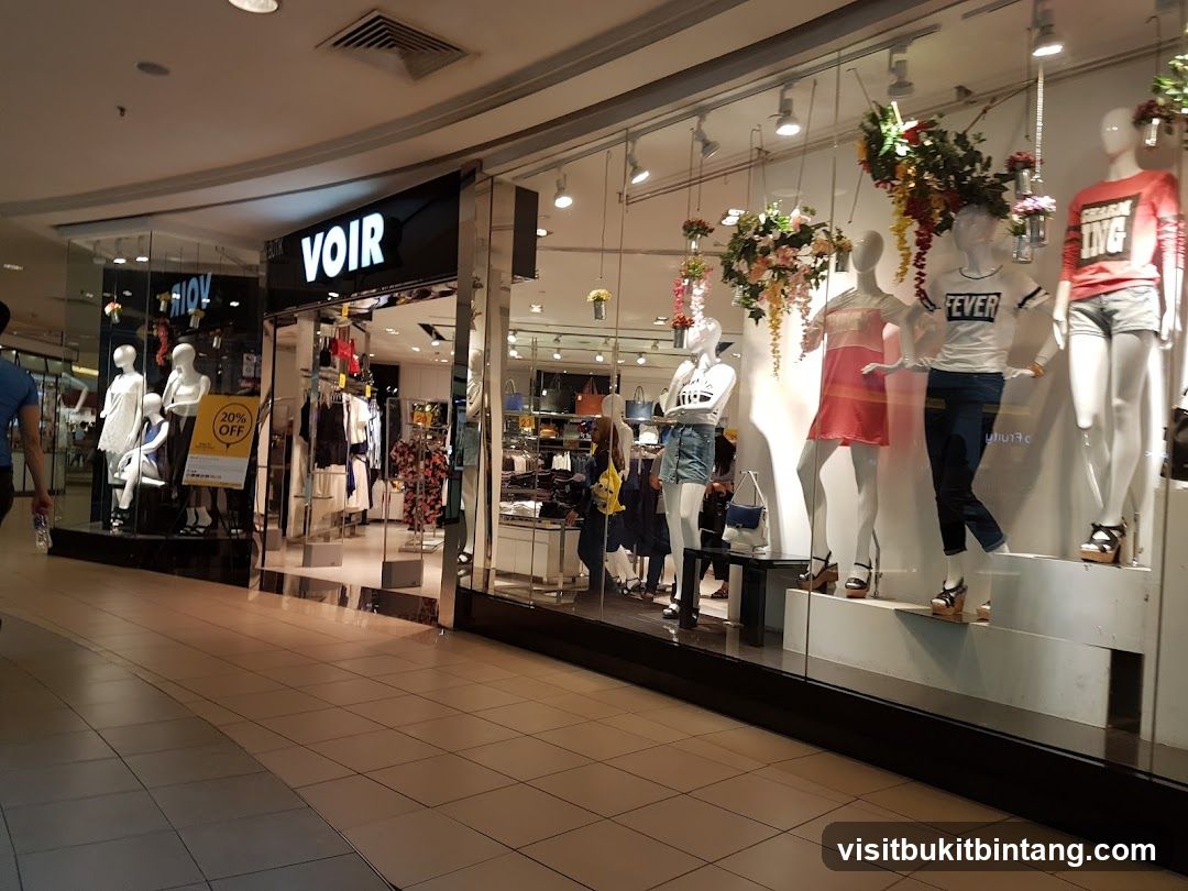 VOIR Mid Valley Megamall