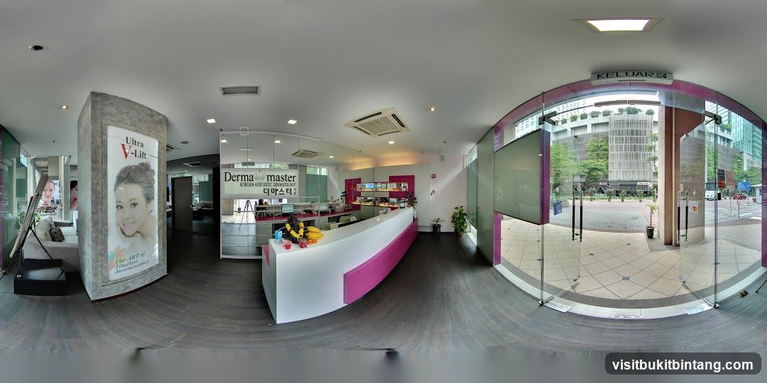Dermamaster Aesthetic Dermatology Reception Area