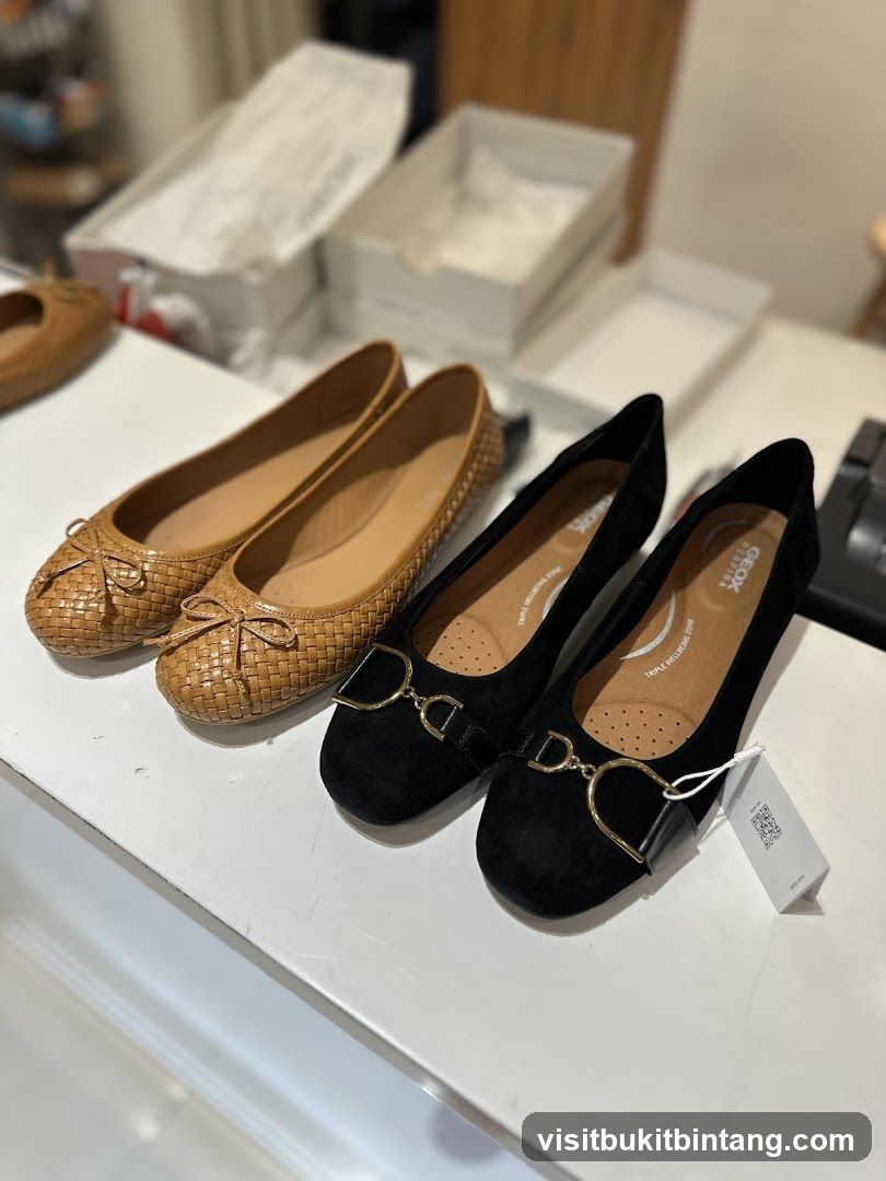 Women's Flats