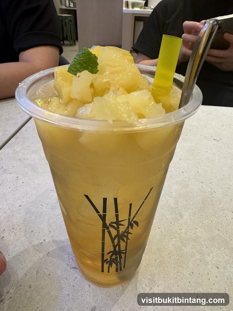 Pineapple Drink with Mint