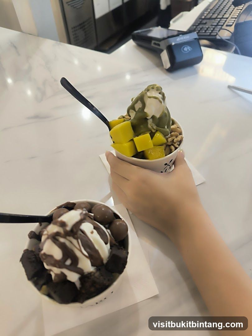 Desserts with toppings