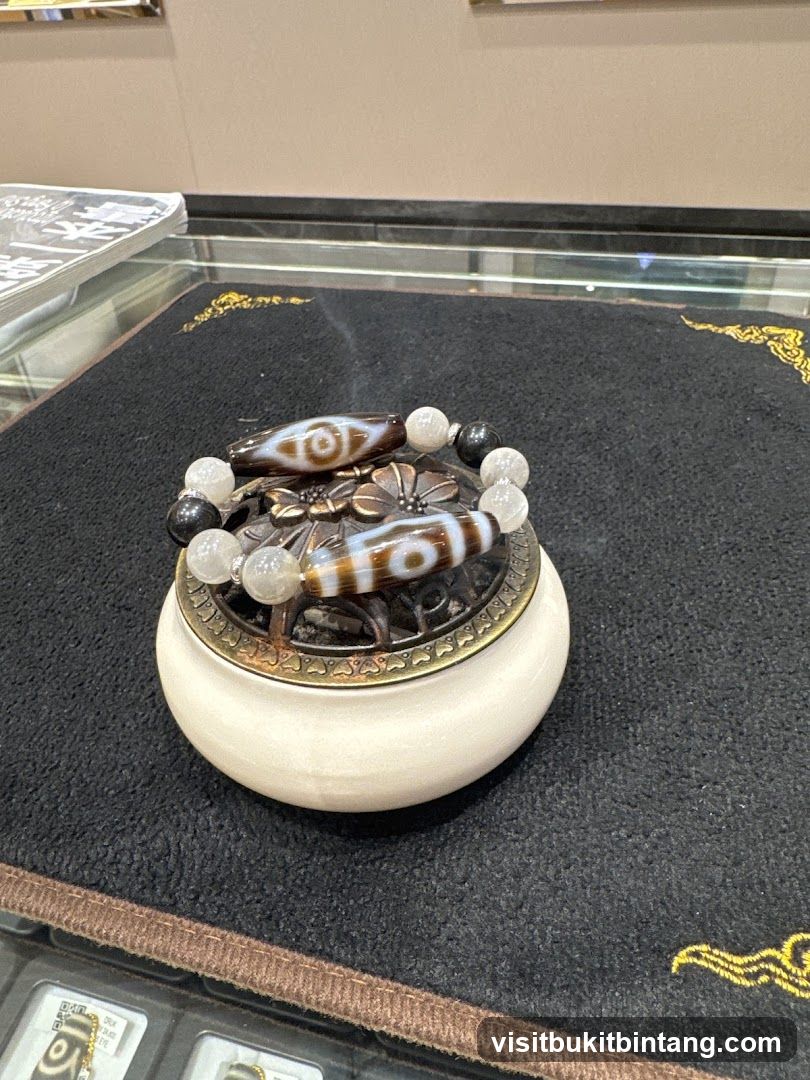 Tibetan Dzi Beads Bracelets
