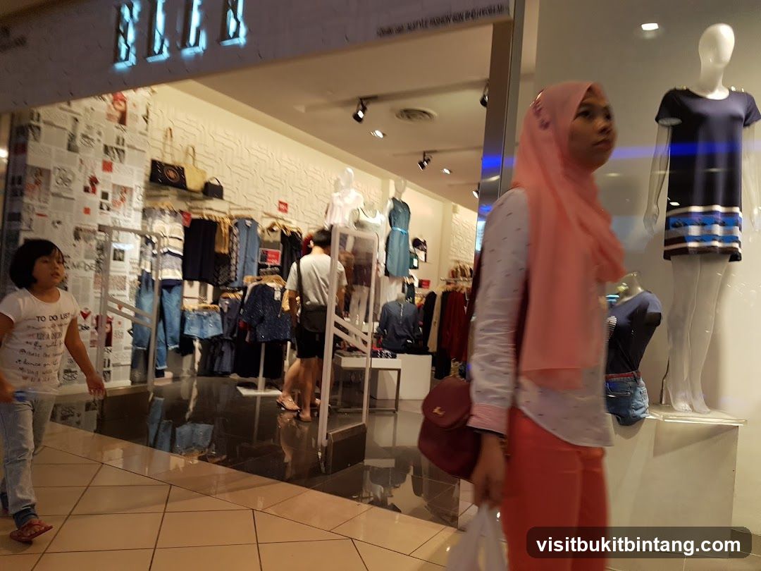 ELLE @ MidValley Megamall