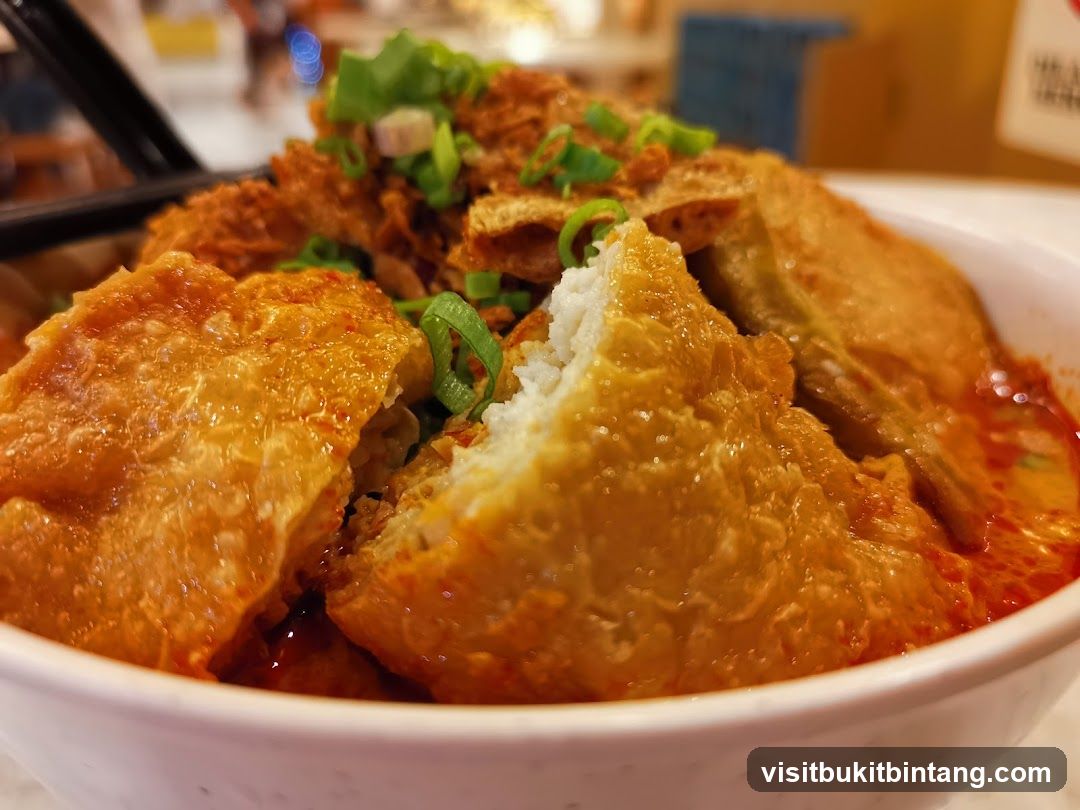 Curry Noodles with Fried Tofu